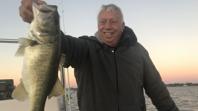 Fall Largemouth Bass Fishing in Orlando, Florida 1 Fall Largemouth Bass Fishing