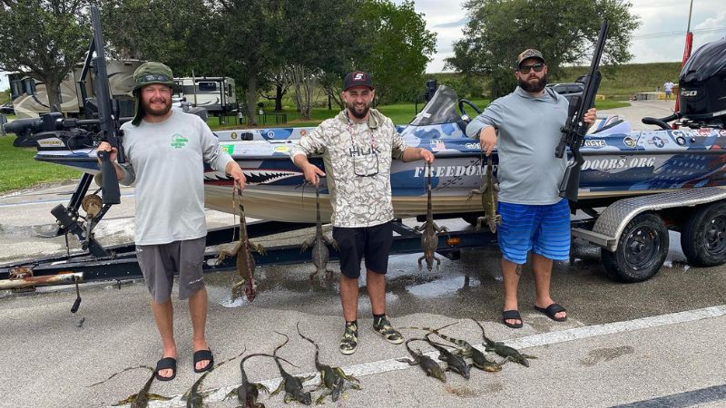 Iguana Hunt & Fishing